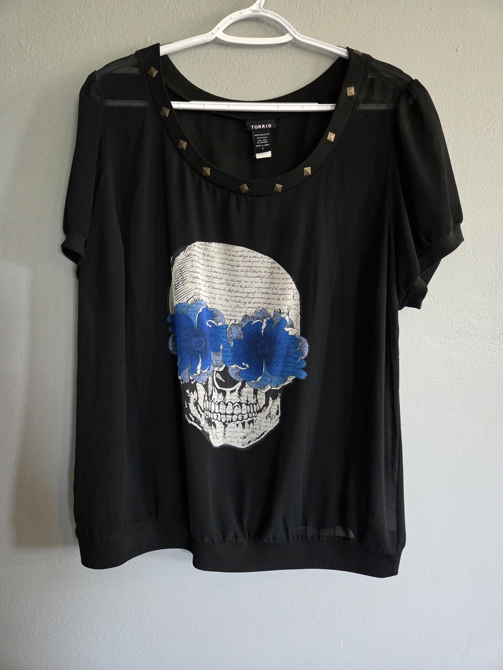 Torrid Black Skull Graphic Top with Blue Floral Accents